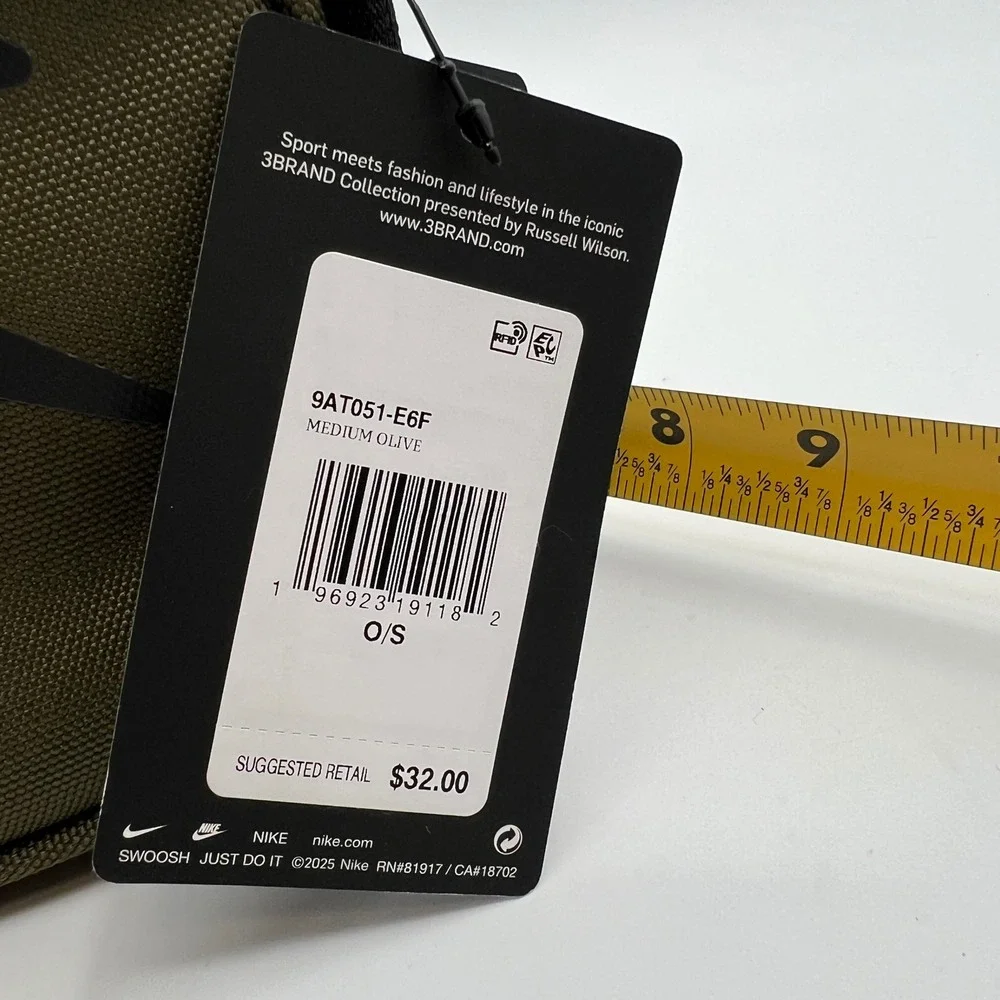 Nike 3BRAND Russell Wilson Insulated Lunch Box Olive Green 9AT051-E6F